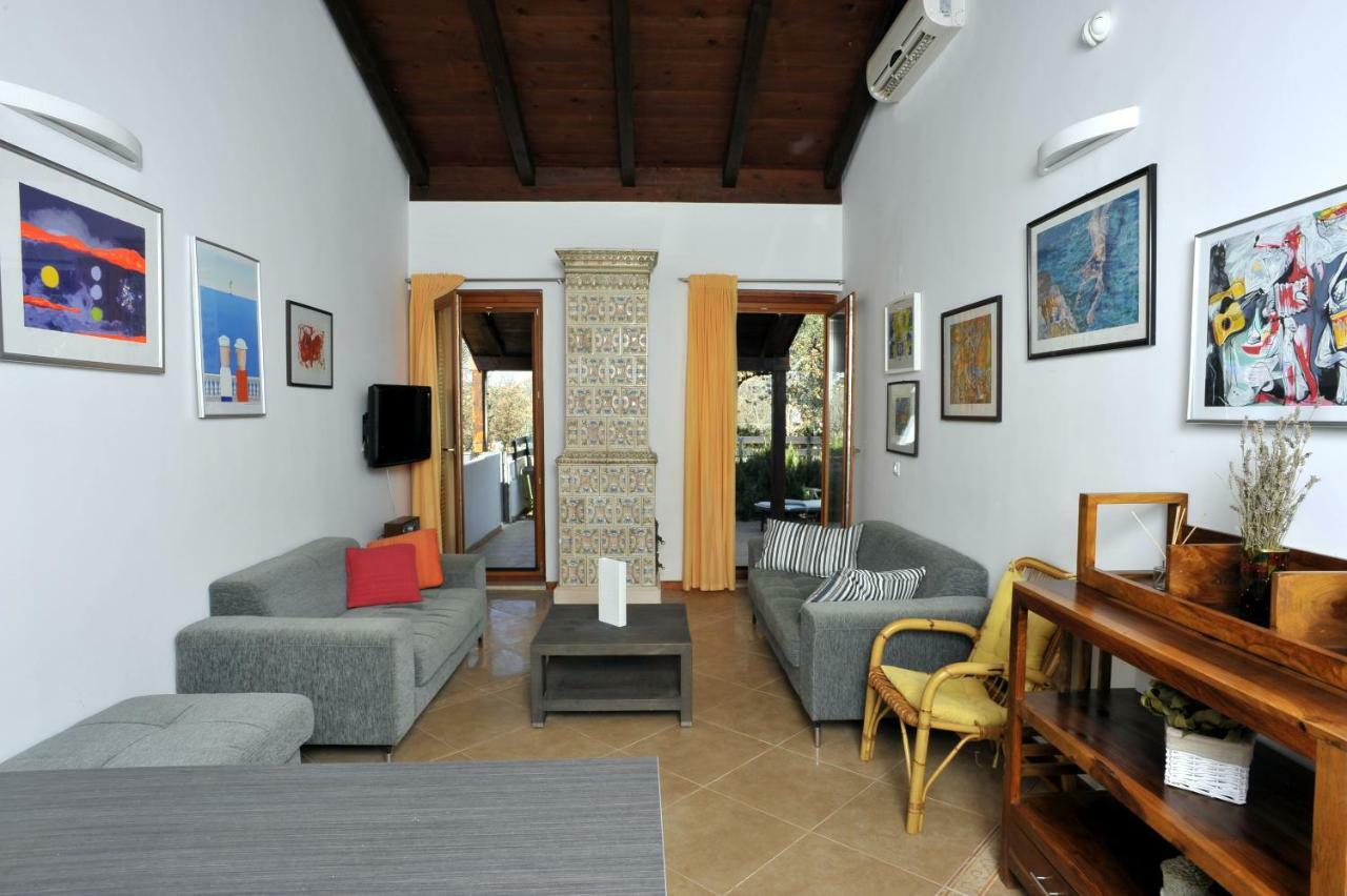 Holiday House Lena Пореч Экстерьер фото
