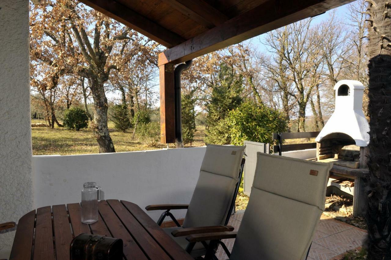 Holiday House Lena Пореч Экстерьер фото