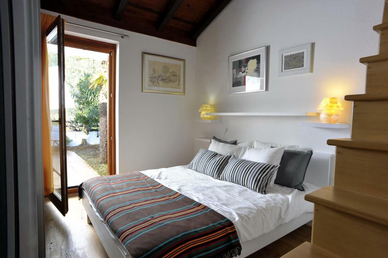 Holiday House Lena Пореч Экстерьер фото